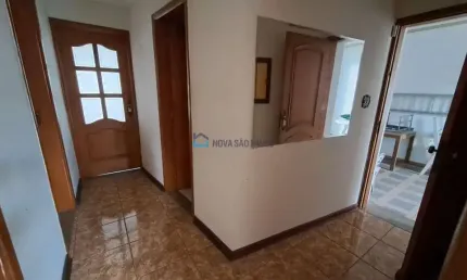 Casa Térrea à venda no Planalto Paulista com  2 quartos e 2 vagas de garagem.