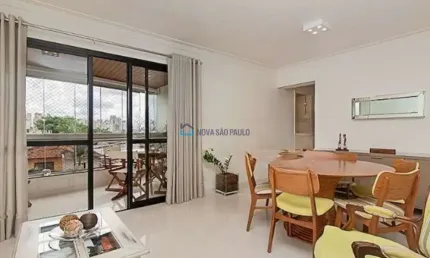Apartamento com sacada 3 quartos, 2 vagas à venda  em moema.