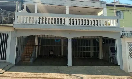 Metrô São Judas - Sobrado com 3 dormitórios e 3 vagas de garagem coberta.