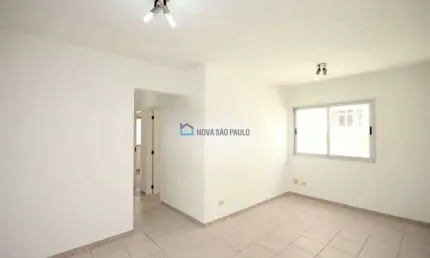 Apartamento com 3 quartos à venda na Rua Dom Bernardo Nogueira, --, Vila Gumercindo, São Paulo