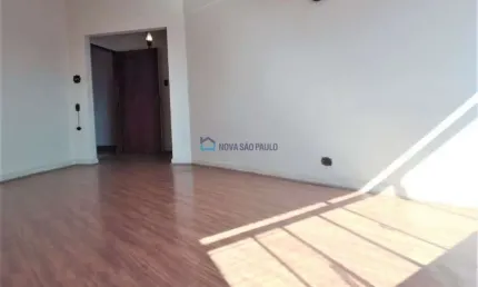 Apartamento - 3 quartos - 2 banheiros -  1 vaga - Aclimação