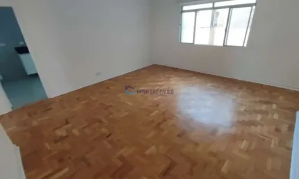 Apartamento à venda localizado na esquina da Rua Albuquerque Maranhão com a Av. Lins de Vasconcelos
