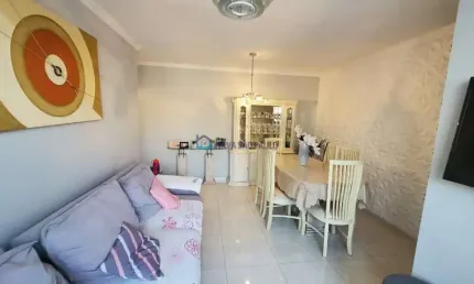 Apartamento à venda na vila das mercês com 3 quartos e 1 vaga de garagem.