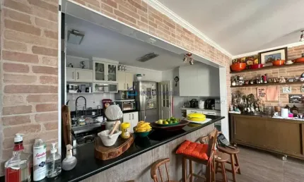 Casa com 3 quartos à venda na Rua Guaripe, --, Vila do Bosque, São Paulo
