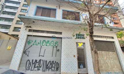 Excelente área comercial ou residencial ao lado do metrô Saúde! Oportunidade!