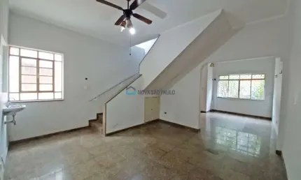 Casa com 3 quartos à venda na Rua Tupanaci, --, Vila Gumercindo, São Paulo