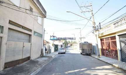 Galpão com 2 Apartamentos /escritórios ! 15 min (1.200m) a pé ao metrô Alto Ipiranga