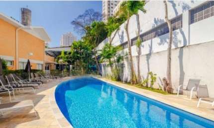 Casa em Condomínio 3 Dormitórios, 1 suíte e closet, 2 bagas - Interlagos