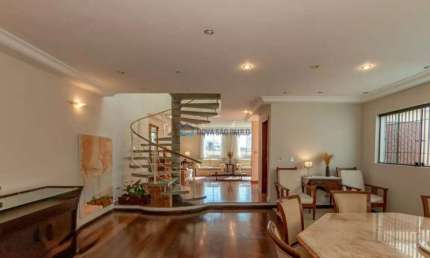 Sobrado com 360 m² 3 dormitórios sendo 3 suítes sala cozinha 5 banheiros lavanderia 8 vagas garagem
