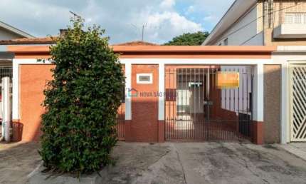 Casa Térrea - 160m² - 2 Dormitórios, 1 suíte, 2 vagas - Campo Belo