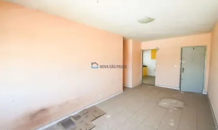 Apartamento com 90 m², 3 dorms e 1 vaga para 2 carros na Saúde