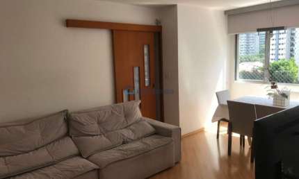 Apartamento 2 dormitórios com dependência empregada, 1 vaga - Prox. Metrô Saúde
