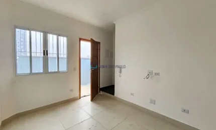 Casa recém construída em condomínio com 2 suítes no Ipiranga/Sacomã