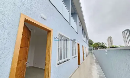 Casa recém construída em condomínio com 2 suítes no Ipiranga/Sacomã