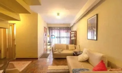 Venda. Sobrado com 120M². Campo Belo. 3 Quartos. 2 Vagas