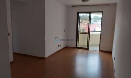 Apartamento Saúde/São Judas, vago, próximo a escolas, bancos, supermercados, drogarias, fácil acesso