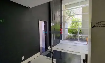 Conjunto comercial - 39m² próximo ao metrô saúde - 1 vaga