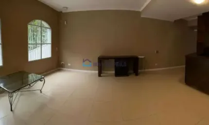 Sobrado 4 dormitorios, 5 banheiros, 5 vagas, proximo ao metro Conceição