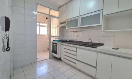 Apartamento de frente, andar mediano, perto do metrô conceição com 2 vagas de garagem! oportunidade!