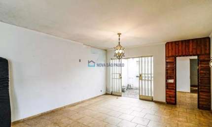 Casa térrea à venda com 320m2 , 3 quartos, Campo Belo