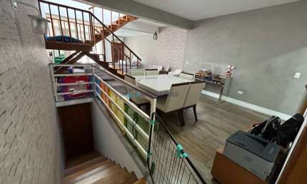 Sobrado 3 dormitorios, 3 suites, 6 vagas,  Vila Mariana, 243m2!