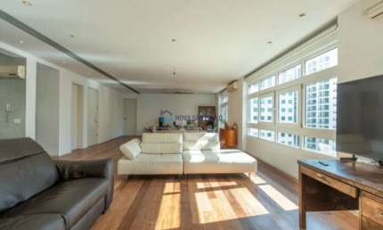 Apartamento de 239 metros com 03 dormitórios 1 suíte 02 vagas -Jardim Paulista