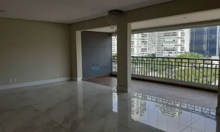 Brooklin, apartamento magnífico com 172m2, 3 vagas!