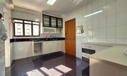 Apartamento impecável próximo ao metrô Praça da Árvore!