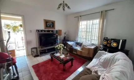 Casa Térrea à Venda na Saúde - 2 dormitórios - 1 vaga