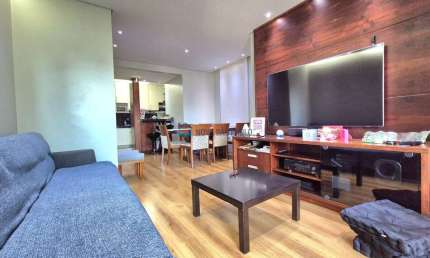 Apartamento próximo ao metrô Praça da Árvore, com 3 dormitórios, suíte, 2 vagas e depósito!