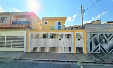 Casa com 3 dormitórios, 2 vagas e churrasqueira na saude