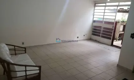 Casa a venda em Moema Pássaros com 03 dormitórios e 02 vagas