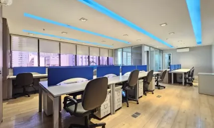 Sala comercial metrô ana rosa - área útil total : 157m²