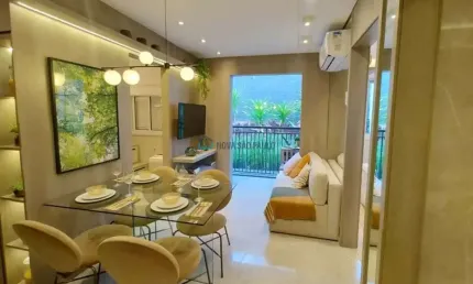 Apartamento à venda, com 2 dormitórios e sacada, a 300 metros do metrô alto do ipiranga