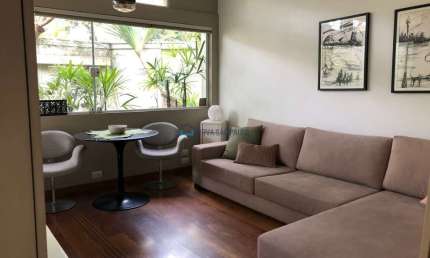 Sobrado à venda em Moema, 300m², 4 quartos, 2 vagas