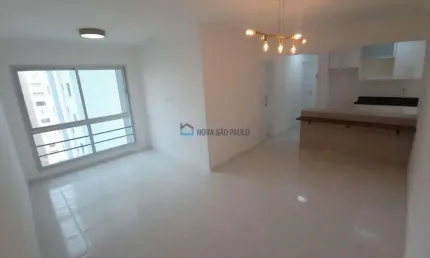 Apartamento à venda - 3 dormitórios, 1 suíte e 1 vaga - Aclimação