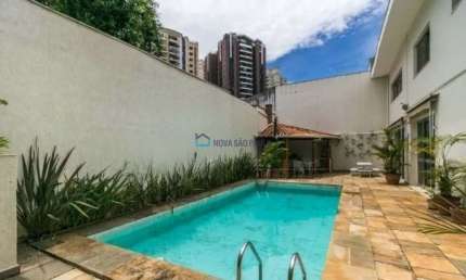 Moema. Venda Casa /Sobrado com 480M² AU. 3 suítes. 3 vagas