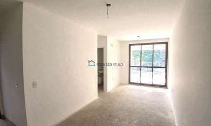 Apartamento a venda em Moema/ 2 suites,sala 2 ambientes, 2 vagas , aceita pet, com piscina.