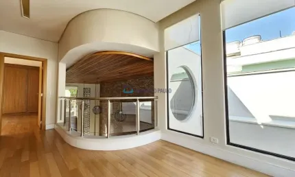 Venda. Vila Nova Conceição. Casa com 178m².  3 quartos. 2 vagas.