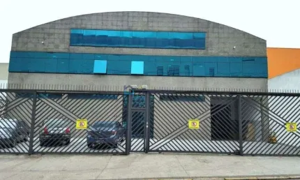 Barracão / Galpão / Depósito com 3 salas à venda na Rua Amador Bueno, --, Santo Amaro, São Paulo