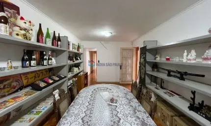 Sobrado com 04 dormitórios na região da Vila Mariana