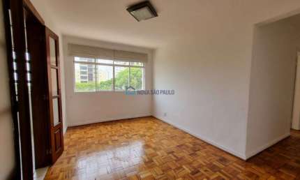 Apartamento a venda em Moema, com 72m², 02 dormitórios