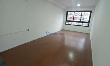 Studio na saúde. 28m². lazer completo. ao lado do metrô são judas.