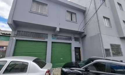 Galpão com 2 Apartamentos em cima /casa nos fundos ! Prox. Metrô São judas / Shop. Plaza Sul