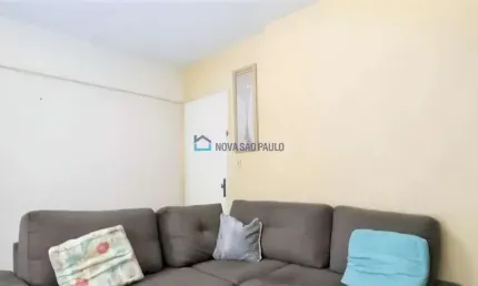 Apartamento à Venda em Santo Amaro. 80m², 3 quartos, 1 suite, 1 vaga a 300m do Metrô. Com Lazer