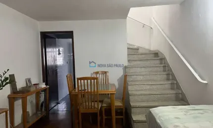 Apartamento com 02 dormitórios na região do Jabaquara.