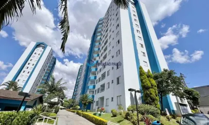 Apartamento andar bem alto, Varanda , lazer! 20 min ônibus 4 opções de metrô/ Plaza