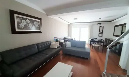 Sobrado de 120m², 4 suítes e 3 vagas de garagem no Bosque da Saúde
