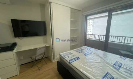Apartamento Studio em Vila Mariana. Novo. Mobiliado. Metrô Ana Rosa.