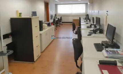 Sobrado comercial 200m², 5 salas, 2 vagas - jabaquara